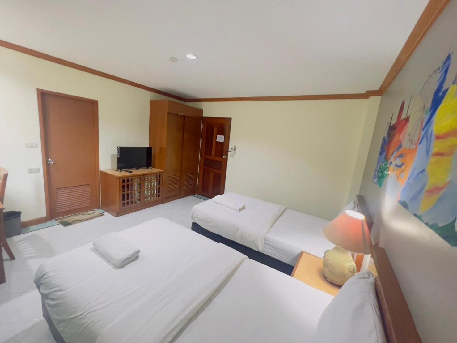 Отель Royal Vista Patong Экстерьер фото