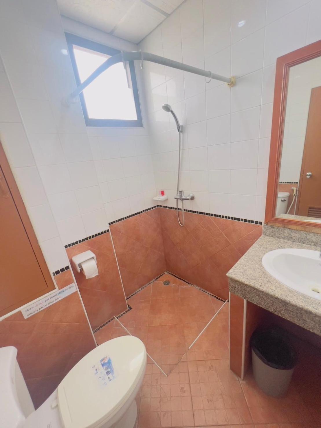 Отель Royal Vista Patong Экстерьер фото