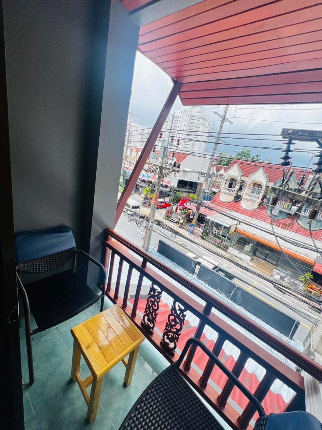 Отель Royal Vista Patong Экстерьер фото